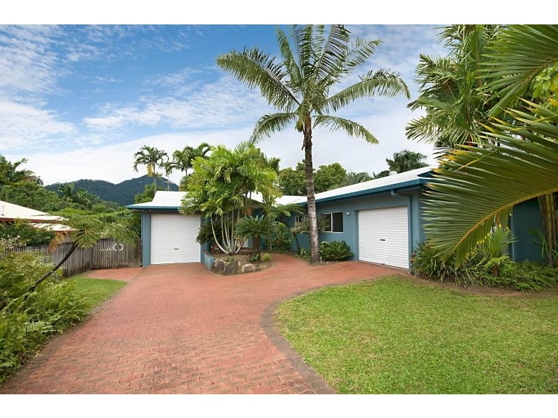 43 Michaelangelo Drive, Redlynch QLD 4870