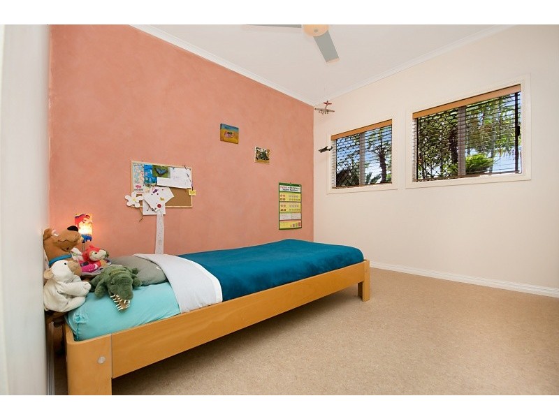 43 Michaelangelo Drive, Redlynch QLD 4870