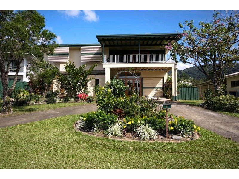 5 Alkoo Close, Bayview Heights QLD 4868