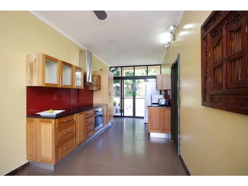 5 Alkoo Close, Bayview Heights QLD 4868