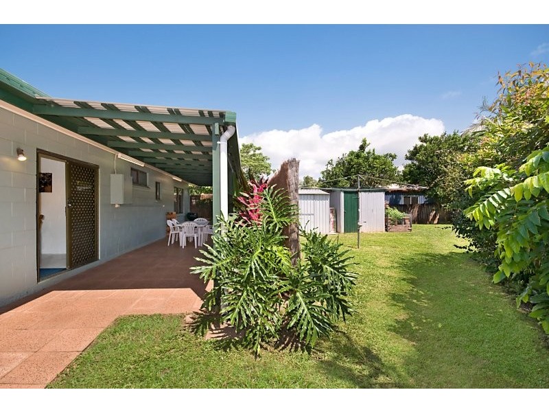 15 Carmel Close, Woree QLD 4868