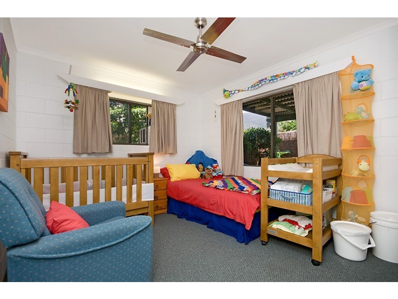 15 Carmel Close, Woree QLD 4868