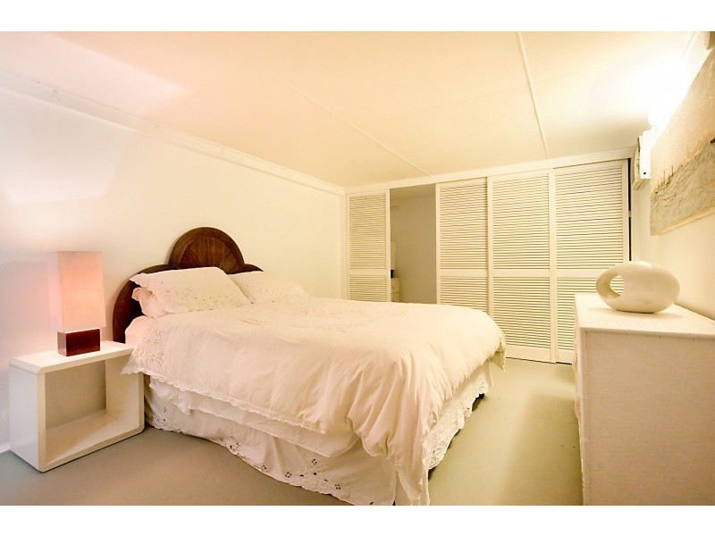 2 Justine Close, Trinity Beach QLD 4879