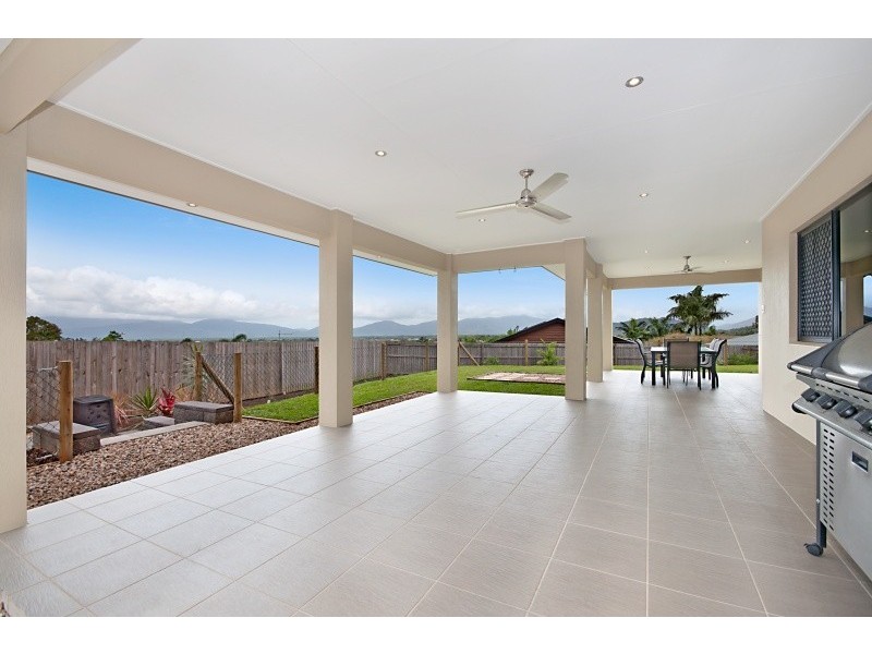 10 Cheyne Close, Bentley Park QLD 4869