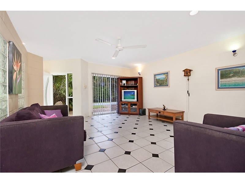 54 Cheviot Street, Smithfield QLD 4878