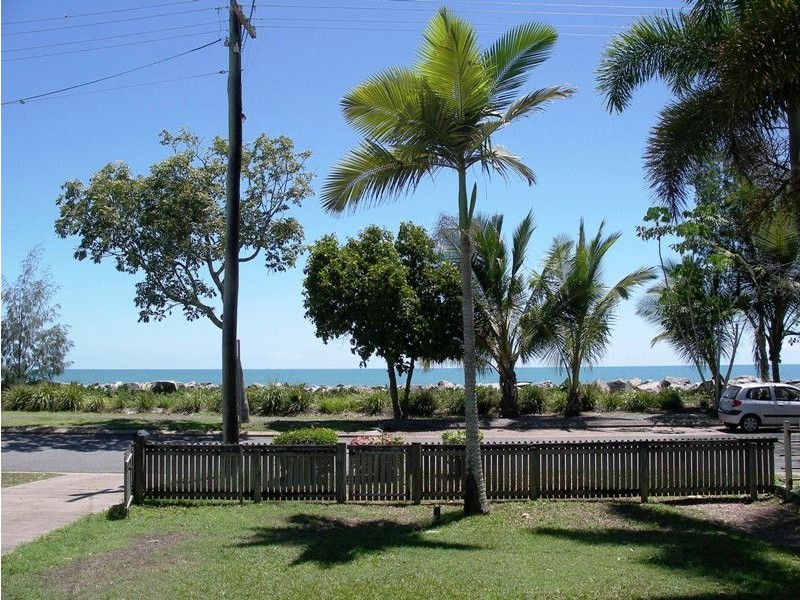 47 Arlington Esplanade, Clifton Beach QLD 4879