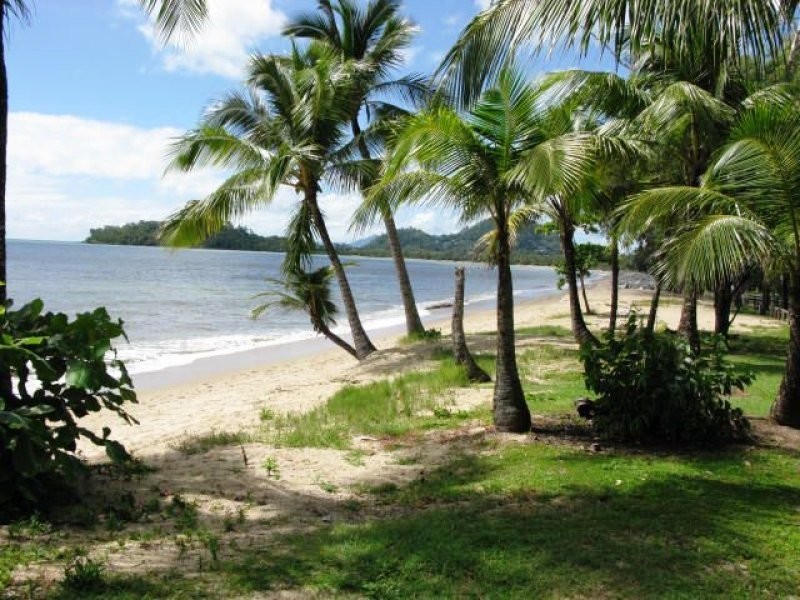 47 Arlington Esplanade, Clifton Beach QLD 4879