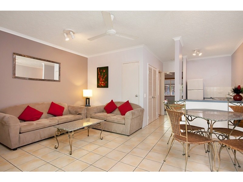 34/129 Oleander Street, Holloways Beach QLD 4878