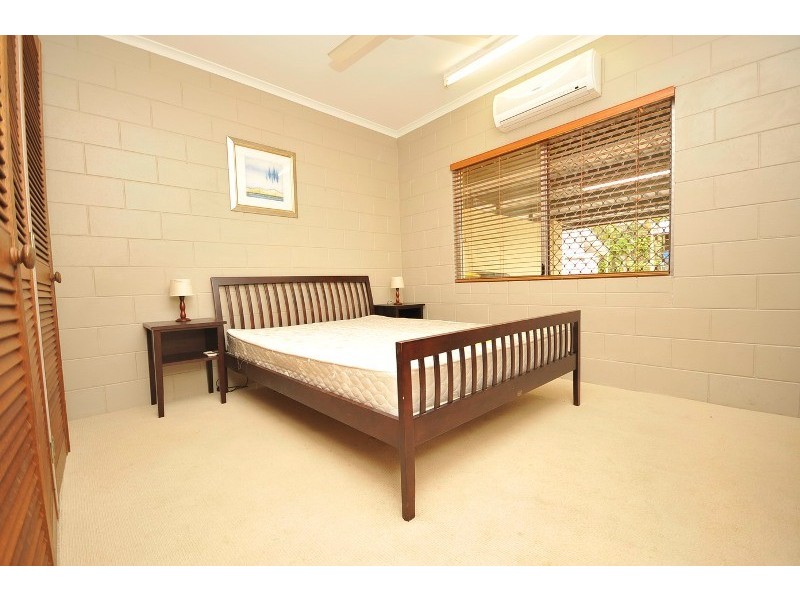 10 Mulligan Street, Manoora QLD 4870