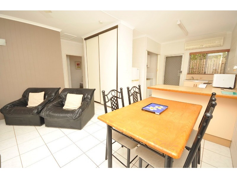 10 Mulligan Street, Manoora QLD 4870