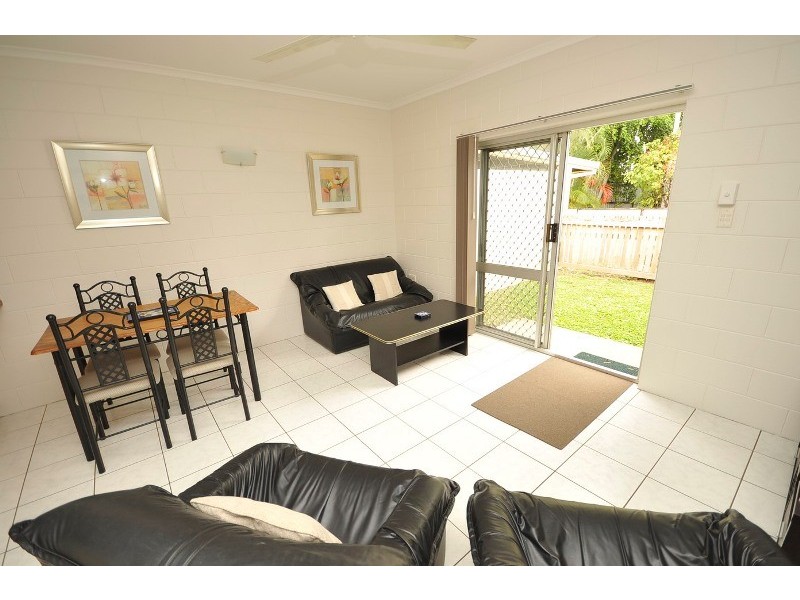 10 Mulligan Street, Manoora QLD 4870