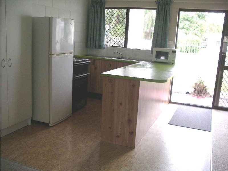 13 Armbrust Street, Manoora QLD 4870