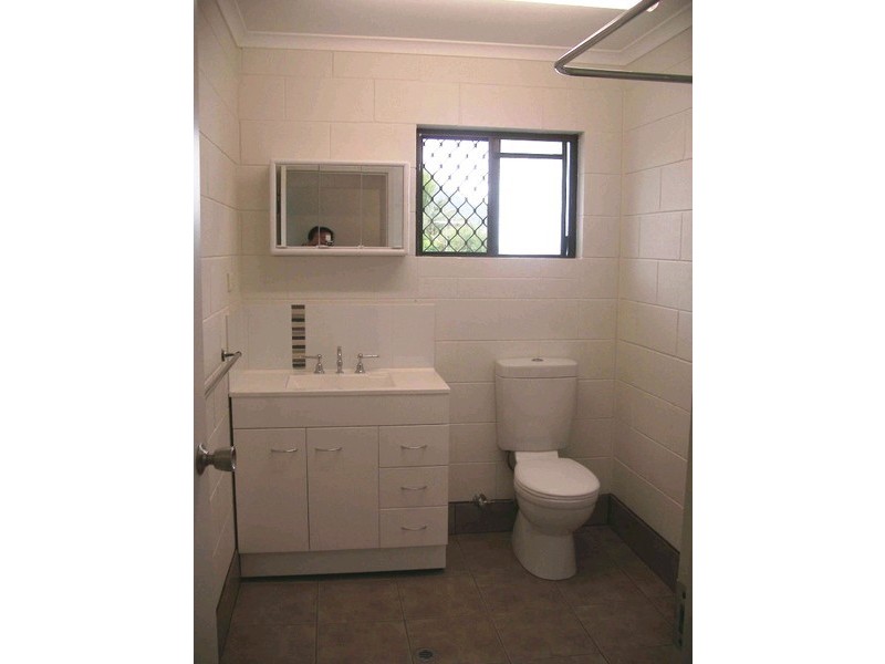 13 Armbrust Street, Manoora QLD 4870