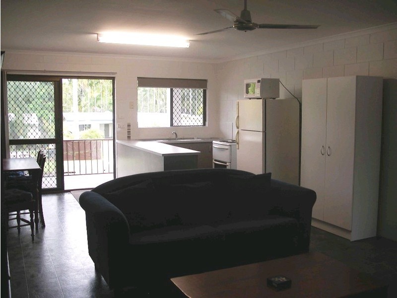 13 Armbrust Street, Manoora QLD 4870