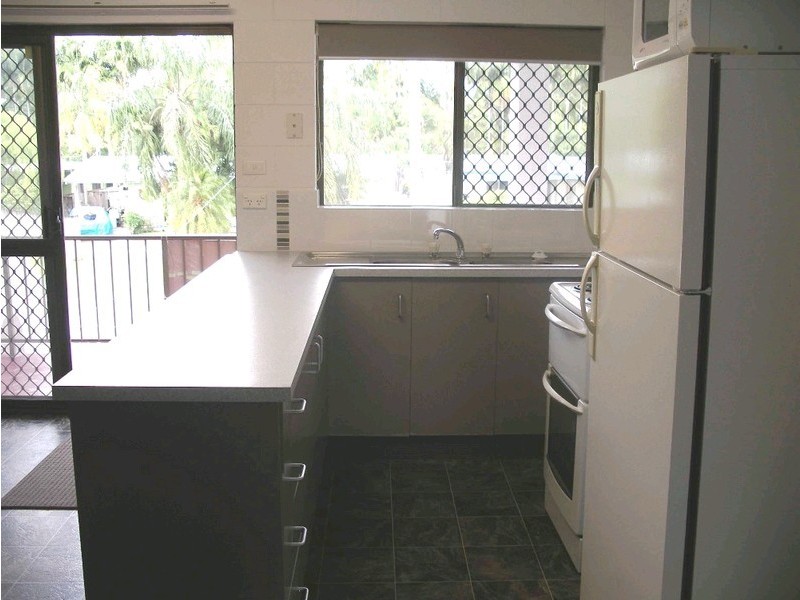 13 Armbrust Street, Manoora QLD 4870