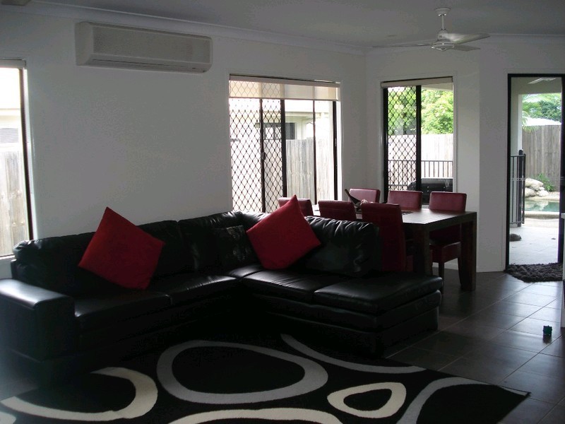 38 Timberlea Drive East, Bentley Park QLD 4869