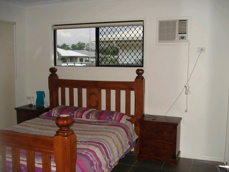 38 Timberlea Drive East, Bentley Park QLD 4869