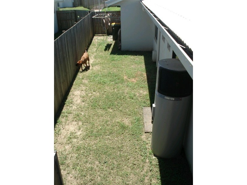 38 Timberlea Drive East, Bentley Park QLD 4869