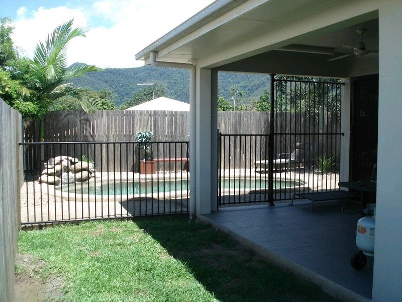 38 Timberlea Drive East, Bentley Park QLD 4869