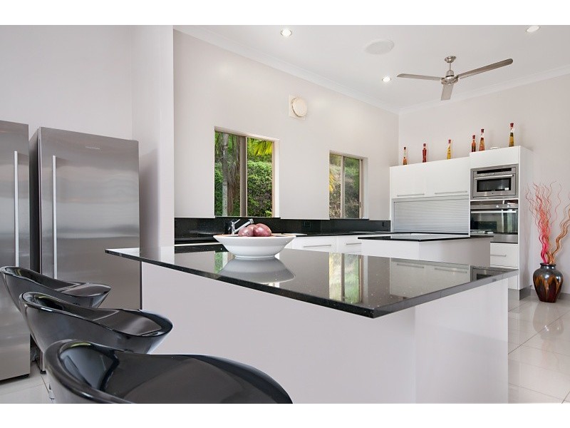 33 Gouldian Street, Bayview Heights QLD 4868