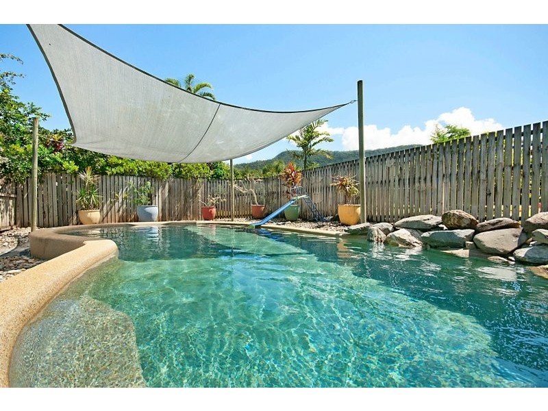 11 Peridot Street, Bayview Heights QLD 4868