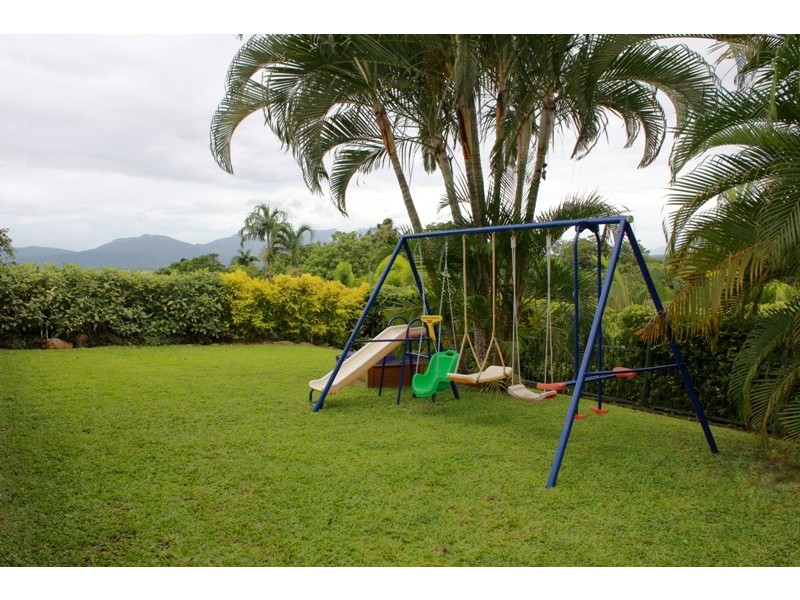 12 snowwood close, Mount Sheridan QLD 4868