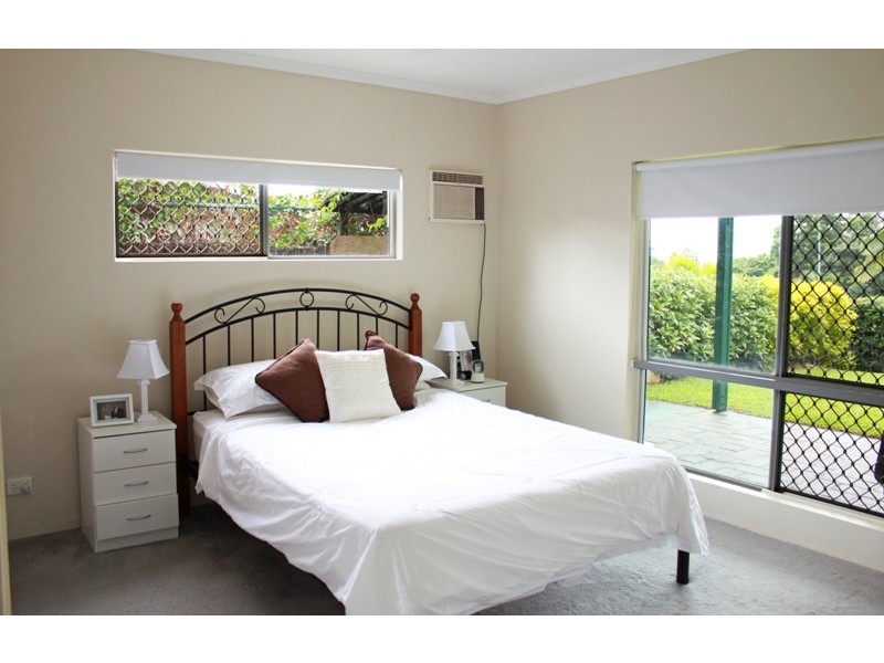 12 snowwood close, Mount Sheridan QLD 4868