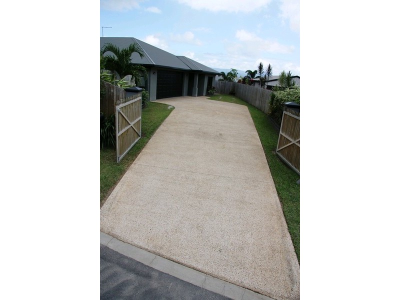 6 Capricorn Street, Bentley Park QLD 4869