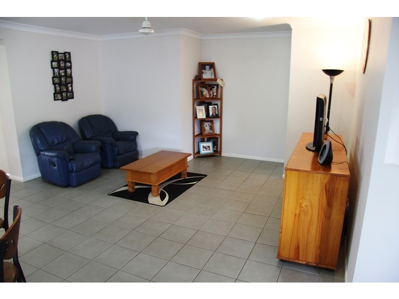 6 Capricorn Street, Bentley Park QLD 4869