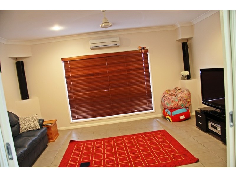 6 Capricorn Street, Bentley Park QLD 4869