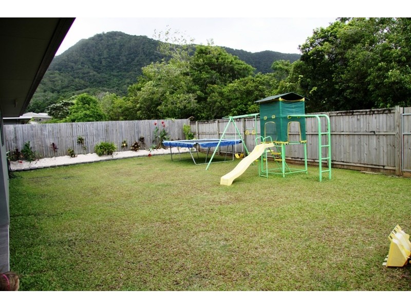 6 Capricorn Street, Bentley Park QLD 4869