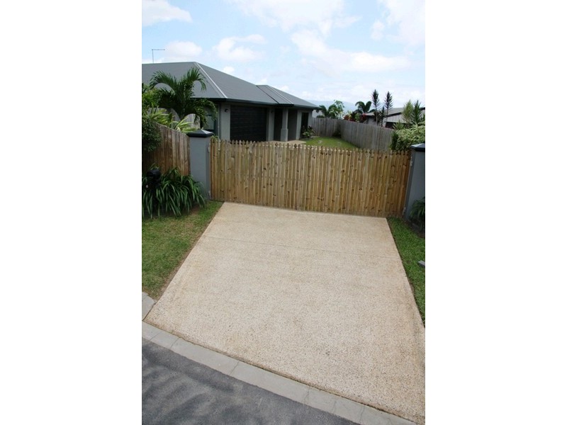 6 Capricorn Street, Bentley Park QLD 4869