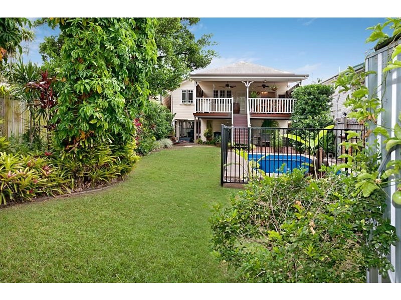 12 Denbeigh Street, Parramatta Park QLD 4870