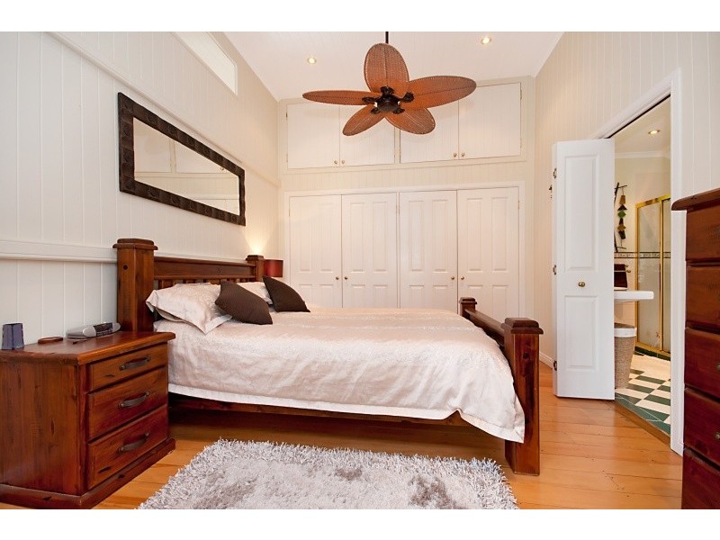 12 Denbeigh Street, Parramatta Park QLD 4870