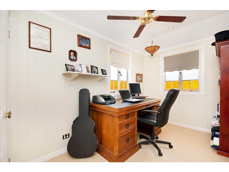 12 Denbeigh Street, Parramatta Park QLD 4870