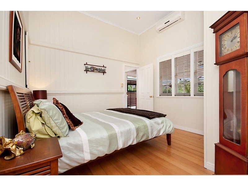 12 Denbeigh Street, Parramatta Park QLD 4870