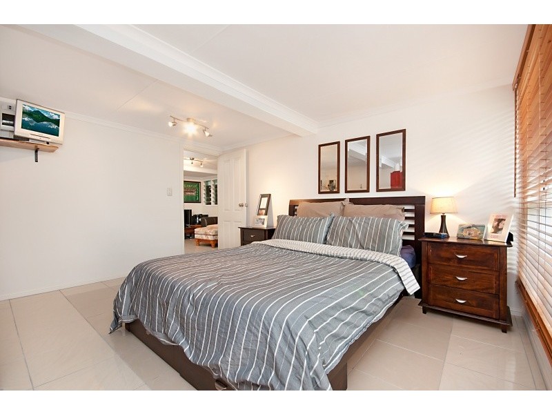 12 Denbeigh Street, Parramatta Park QLD 4870