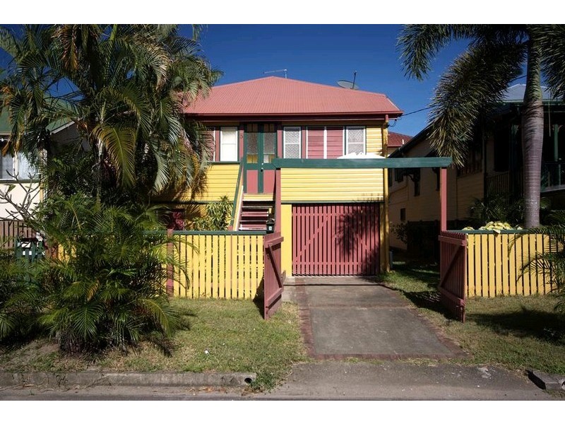 5 Beryl Street, Cairns North QLD 4870