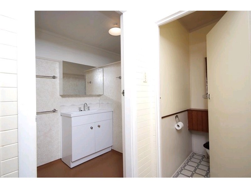 5 Beryl Street, Cairns North QLD 4870