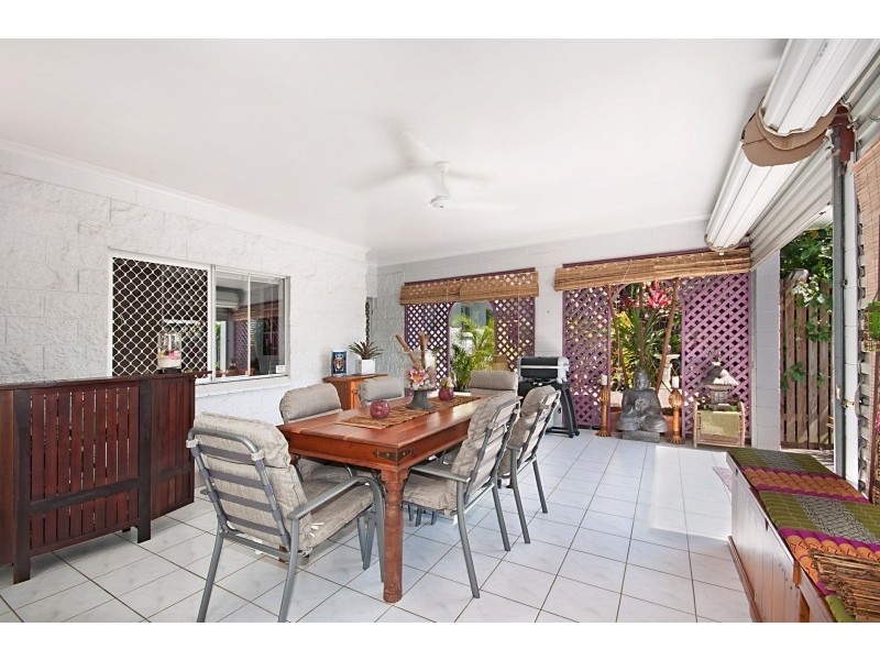 1/15 Brooks Street, Whitfield QLD 4870