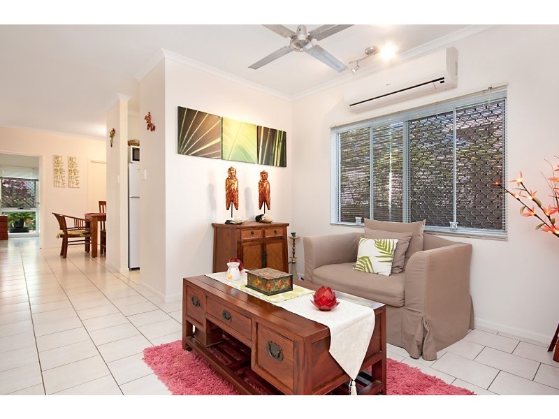 1/15 Brooks Street, Whitfield QLD 4870