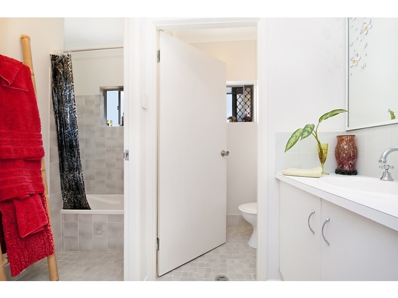 1/15 Brooks Street, Whitfield QLD 4870