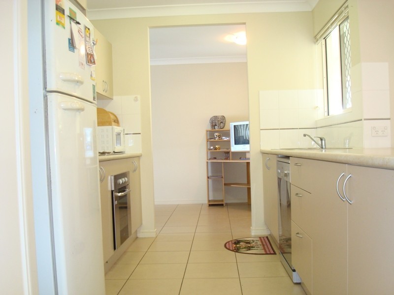 50 Cliffdale Street, Bentley Park QLD 4869