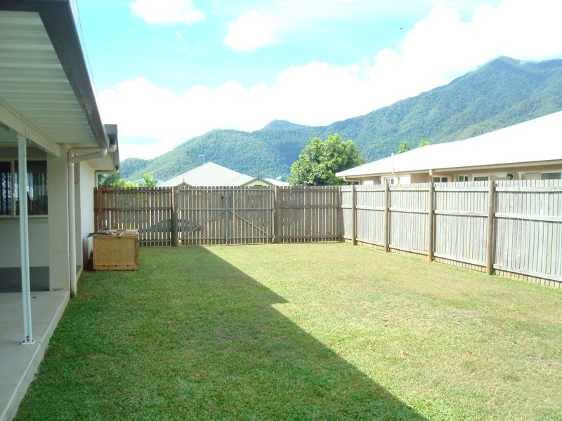 50 Cliffdale Street, Bentley Park QLD 4869