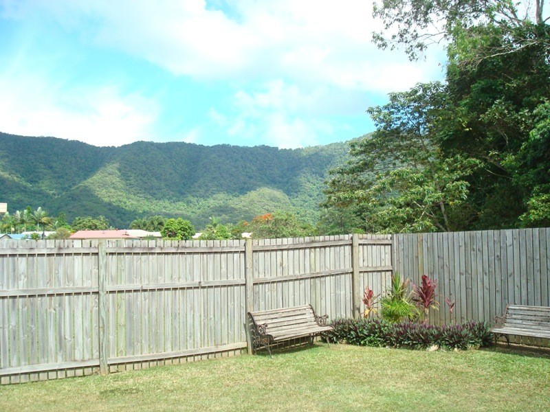 50 Cliffdale Street, Bentley Park QLD 4869