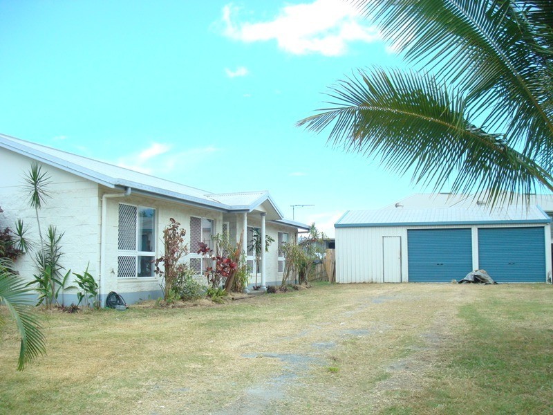 16 Shaft Street, Edmonton QLD 4869