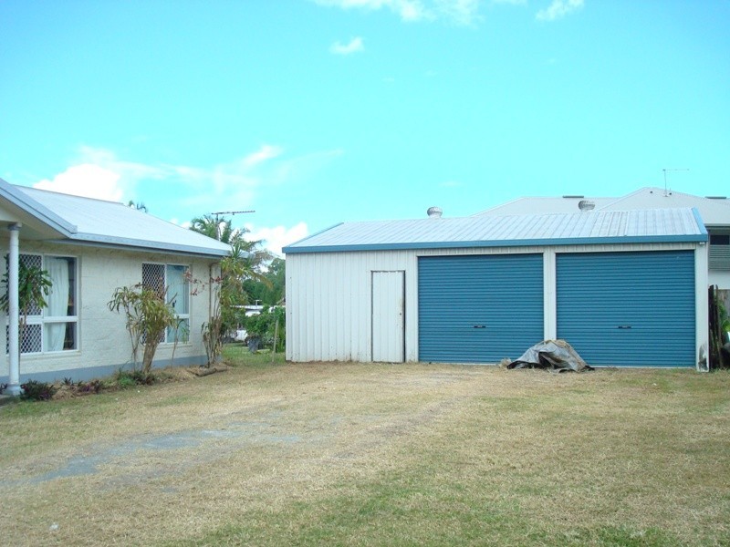 16 Shaft Street, Edmonton QLD 4869