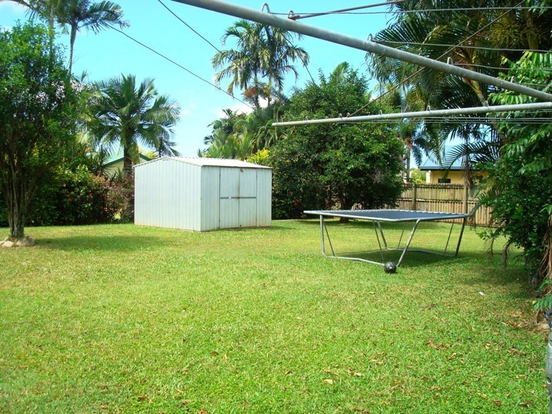 126 Robert Road, Bentley Park QLD 4869