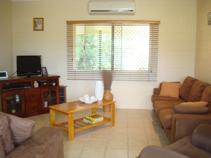 126 Robert Road, Bentley Park QLD 4869