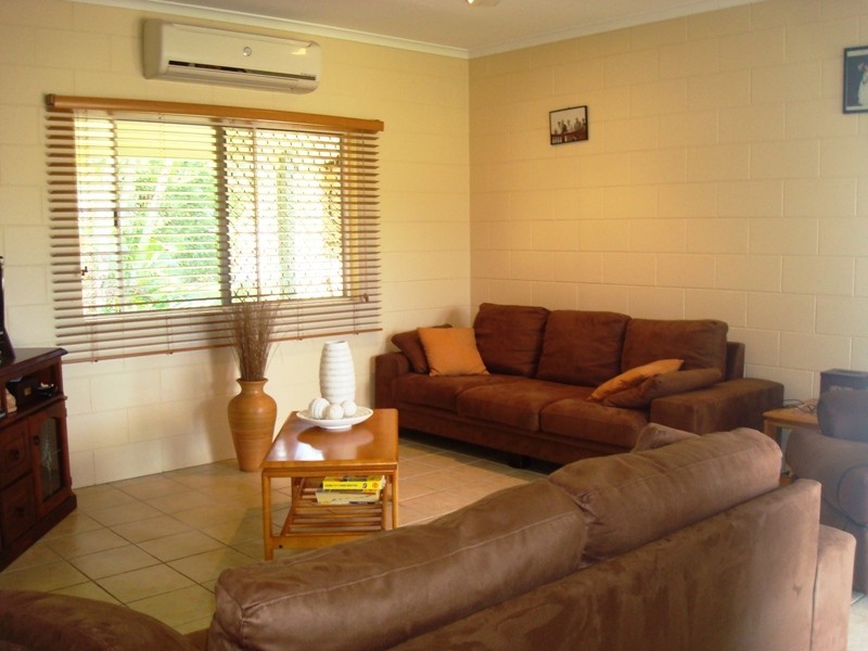 126 Robert Road, Bentley Park QLD 4869